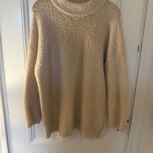 Universal Thread Soft Beige Turtleneck Sweater